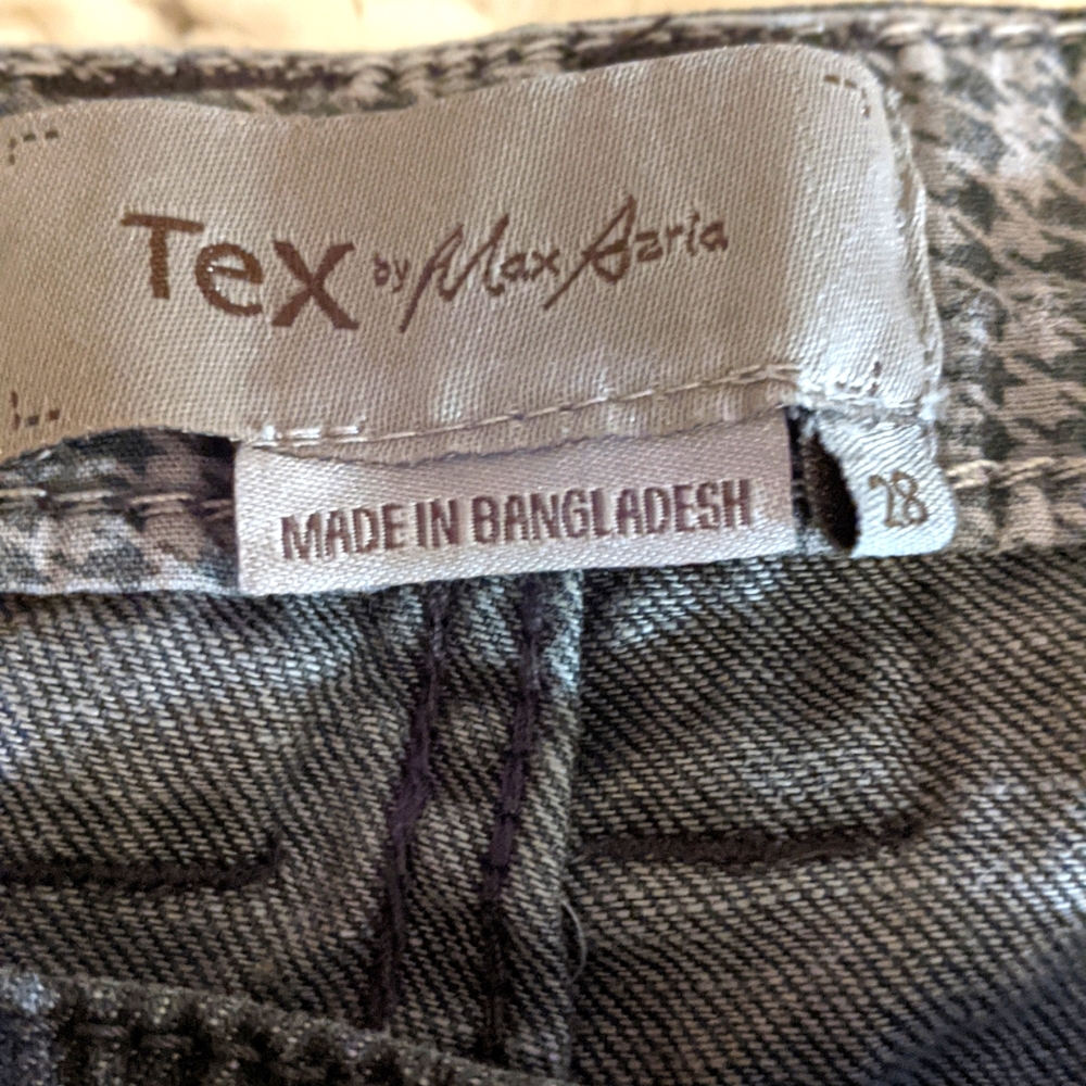 Max Azria jeans